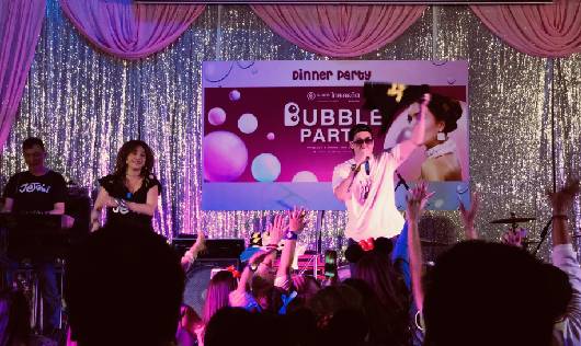 เจ เจตริน มอบความสนุกสุดพิเศษในงาน Bubble Party บริษัทธนาคารไทยเครดิต