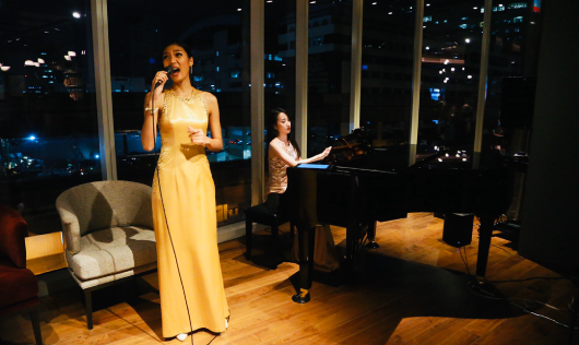 PLOY PIANO ในงานอีเว้นท์ที่ True Sphere Leadership Club