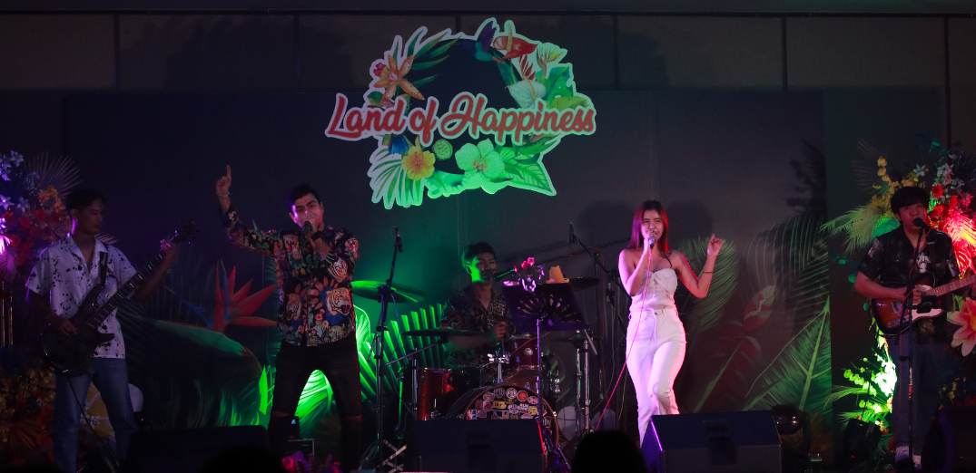 วงดนตรีงานเลี้ยง bobbyband @โรงแรมมณเฑียร สุรวงศ์ กรุงเทพฯ