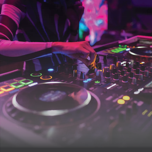DJ